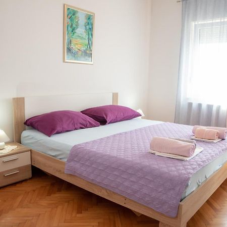 Apartment Silvana Сень Екстер'єр фото