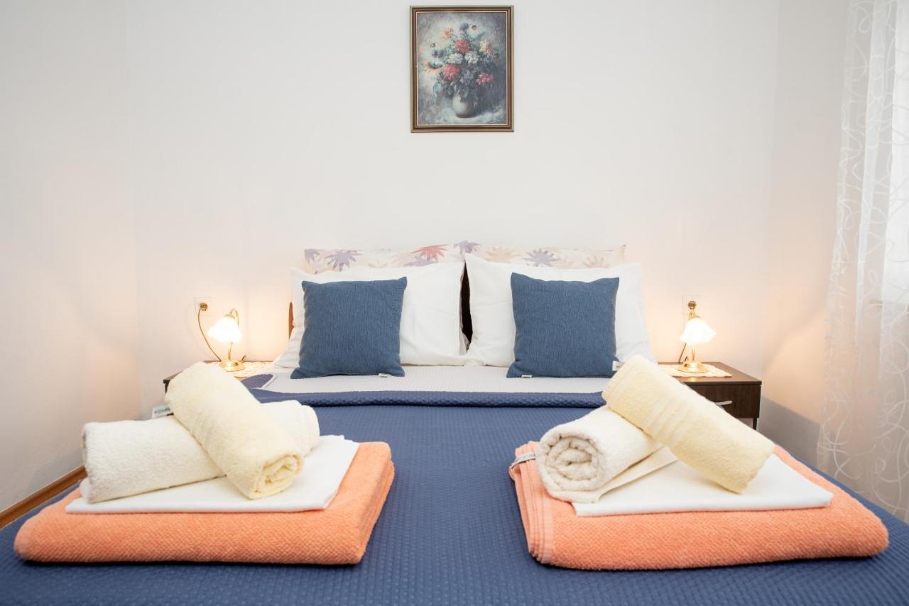 Apartmani Silvana&Vera Сень Екстер'єр фото