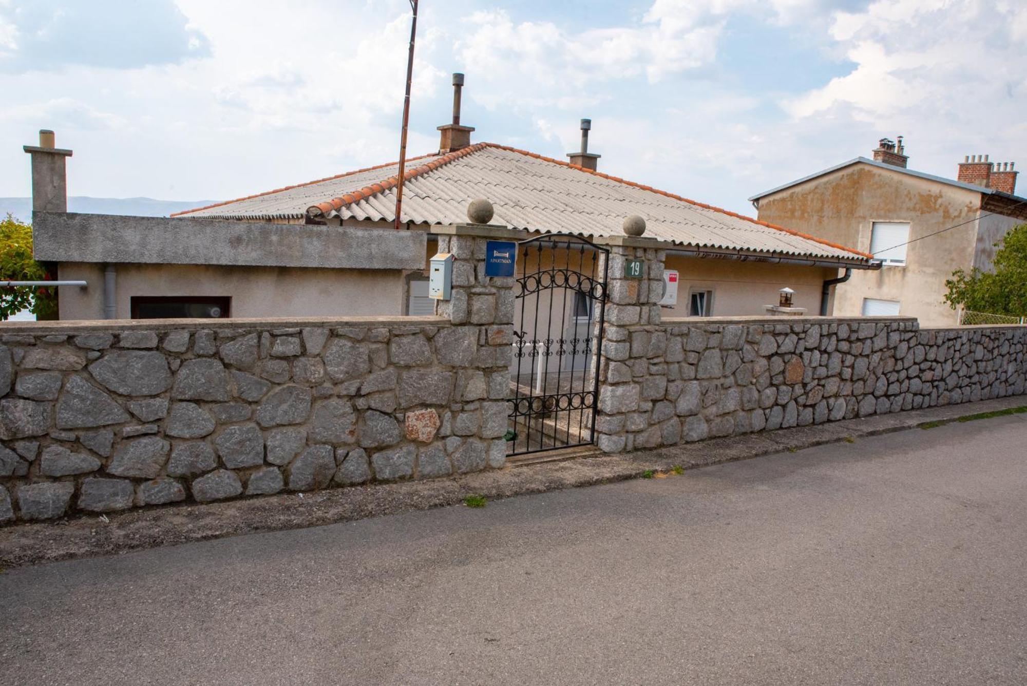 Apartmani Silvana&Vera Сень Екстер'єр фото